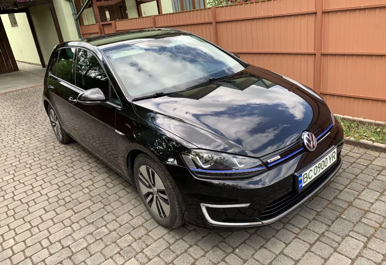 Volkswagen e-Golf  24 kWh 2015161