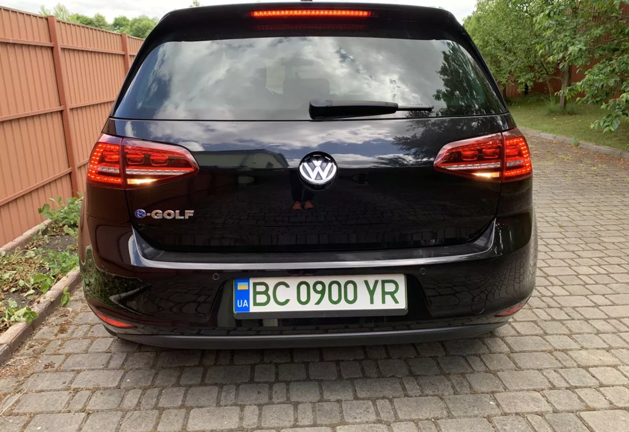 Volkswagen e-Golf  24 kWh 2015171