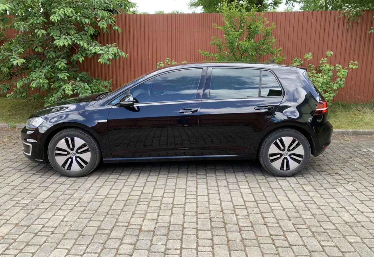 Volkswagen e-Golf  24 kWh 2015181