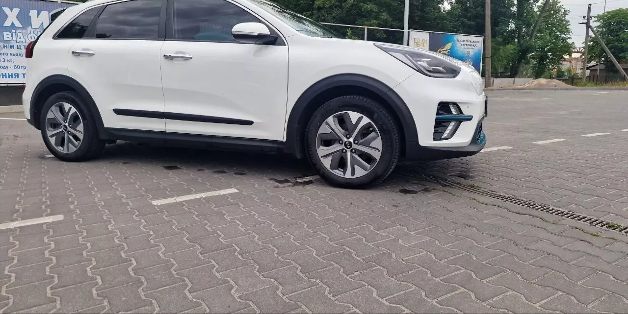 Kia Niro  64 kWh 2019101