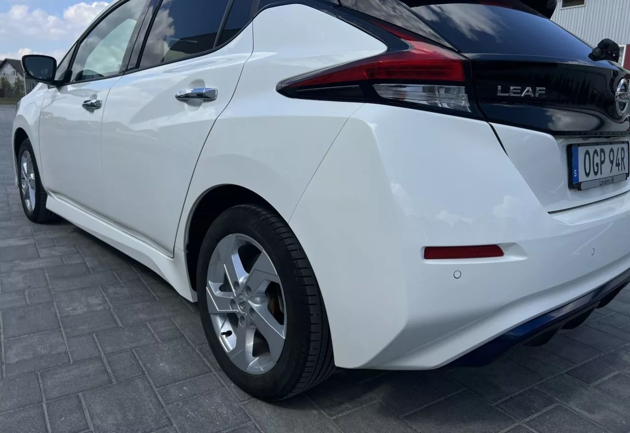 Nissan Leaf  40 kWh 2022121