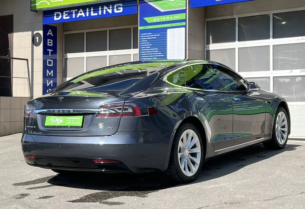 Tesla Model S  75 kWh 201641