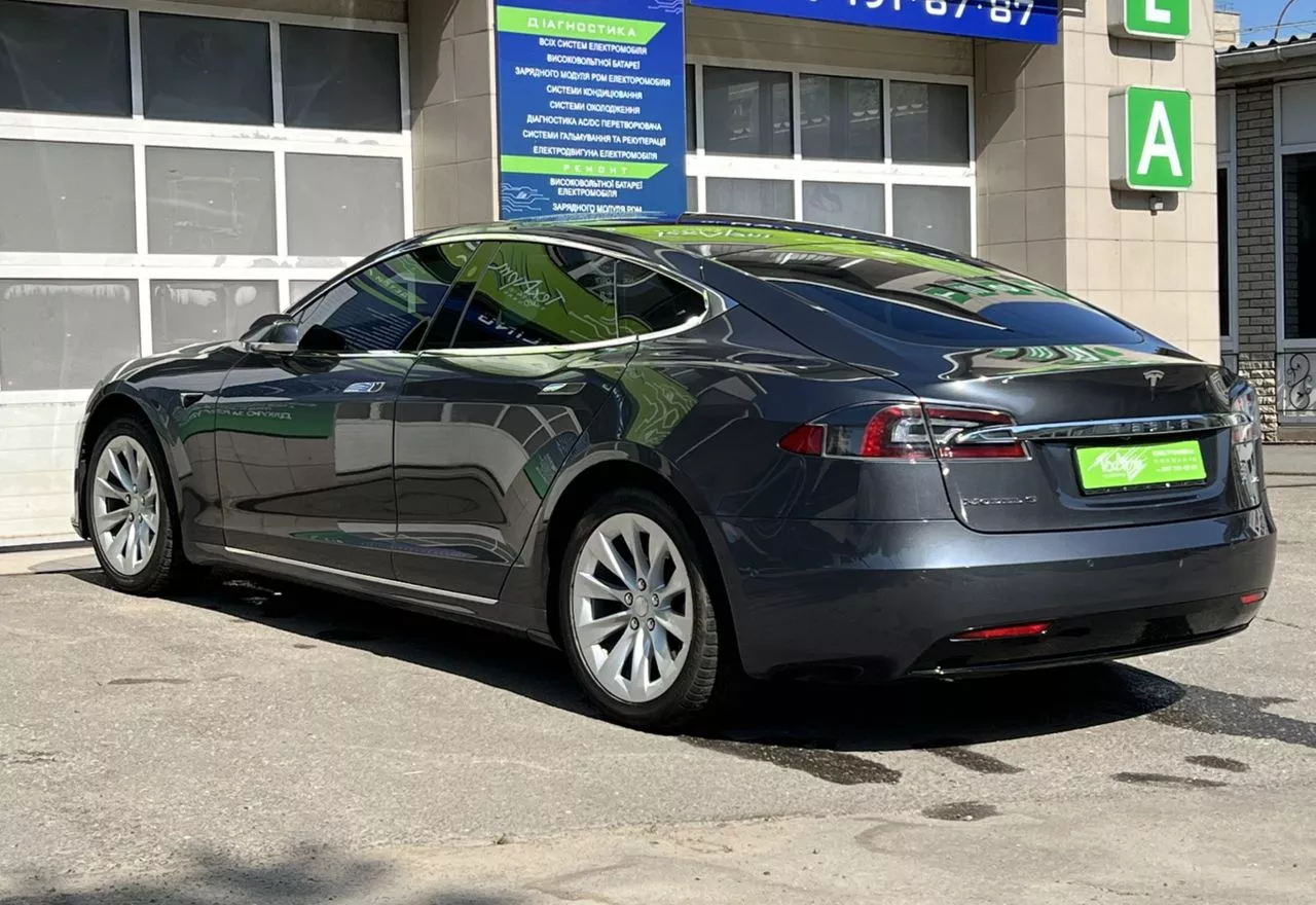 Tesla Model S  75 kWh 201651