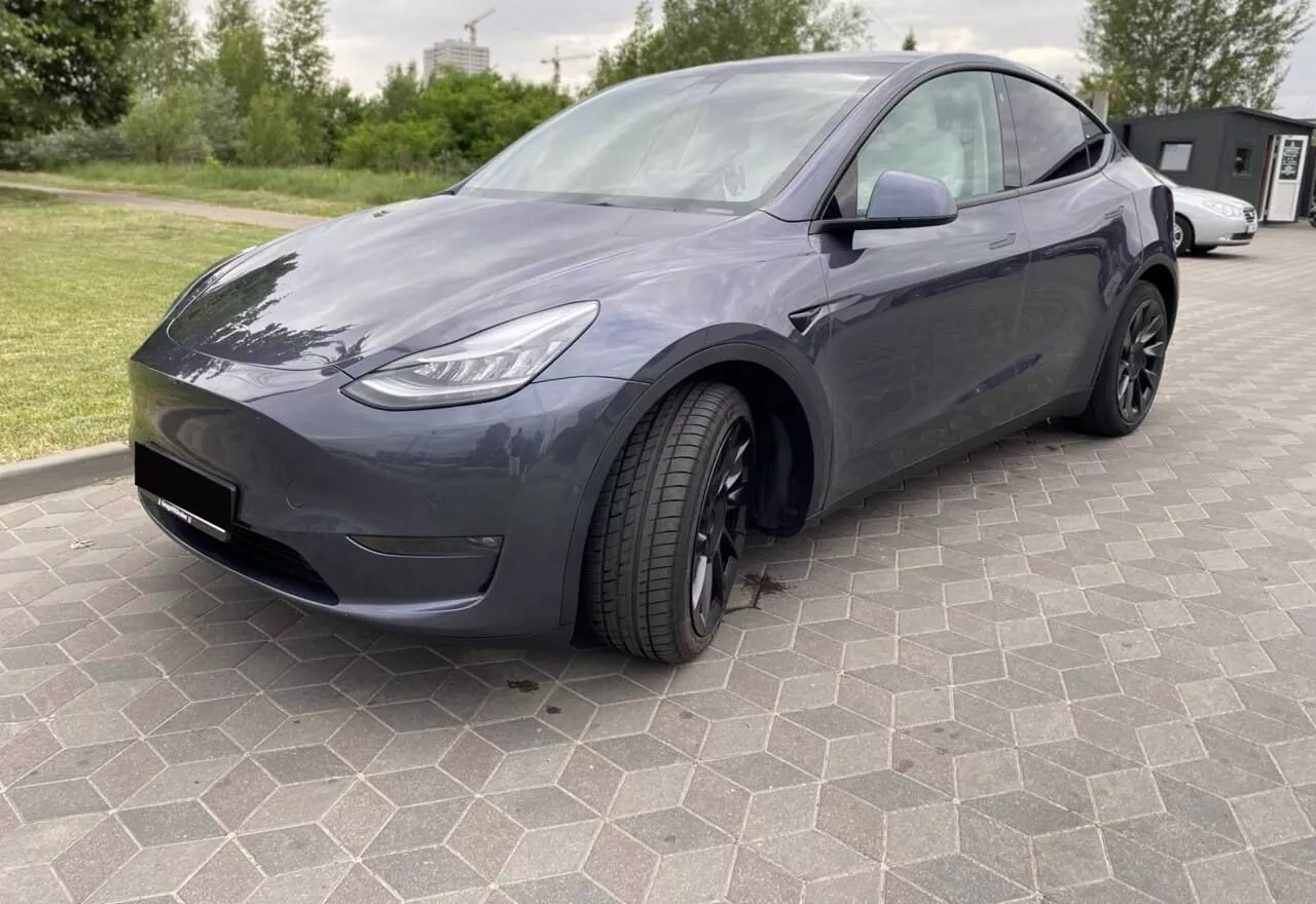 Tesla Model Y  75 kWh 202111