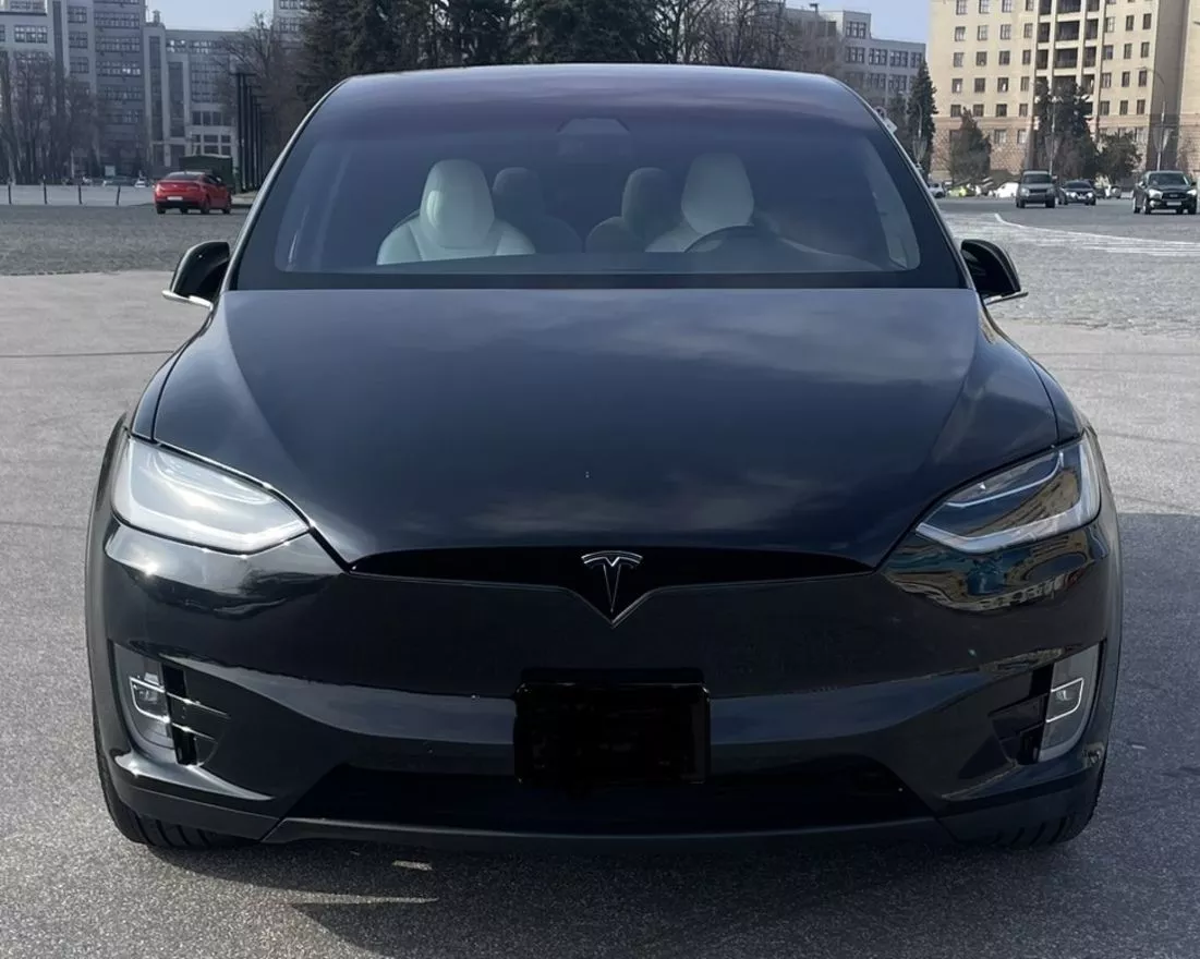 Tesla Model X  90 kWh 2017131