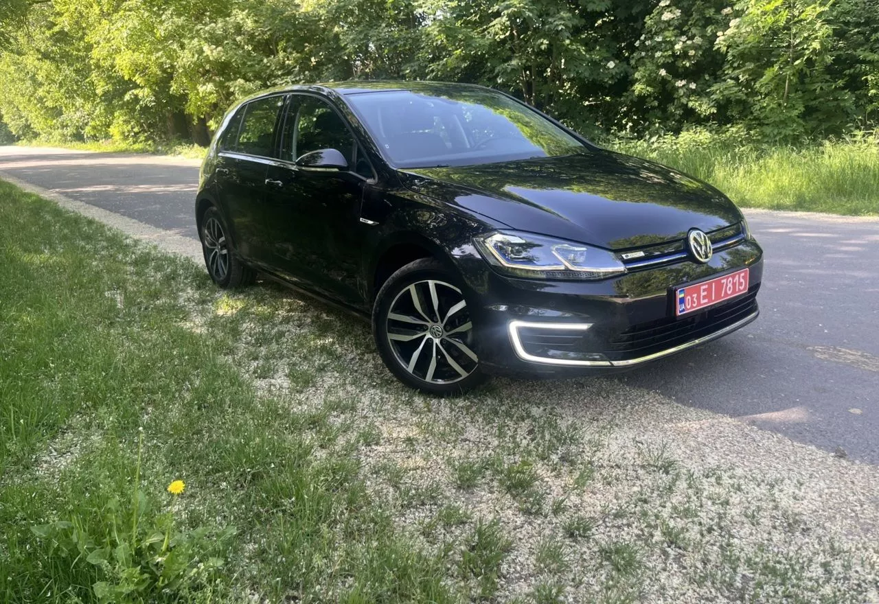 Volkswagen e-Golf  35.8 kWh 202041