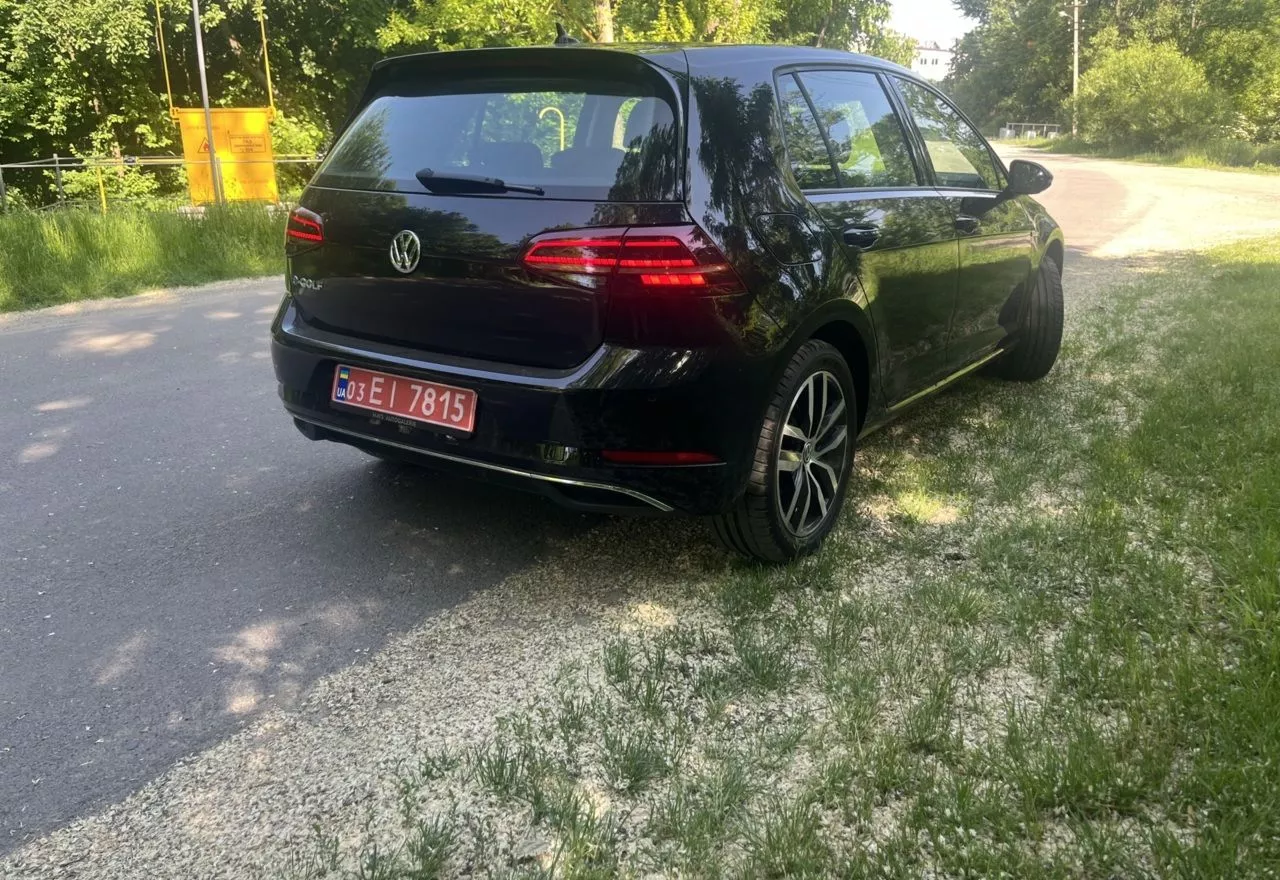 Volkswagen e-Golf  35.8 kWh 202051