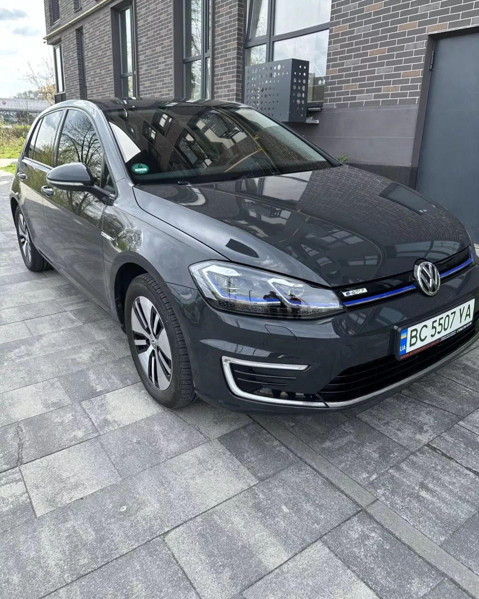 Volkswagen e-Golf 