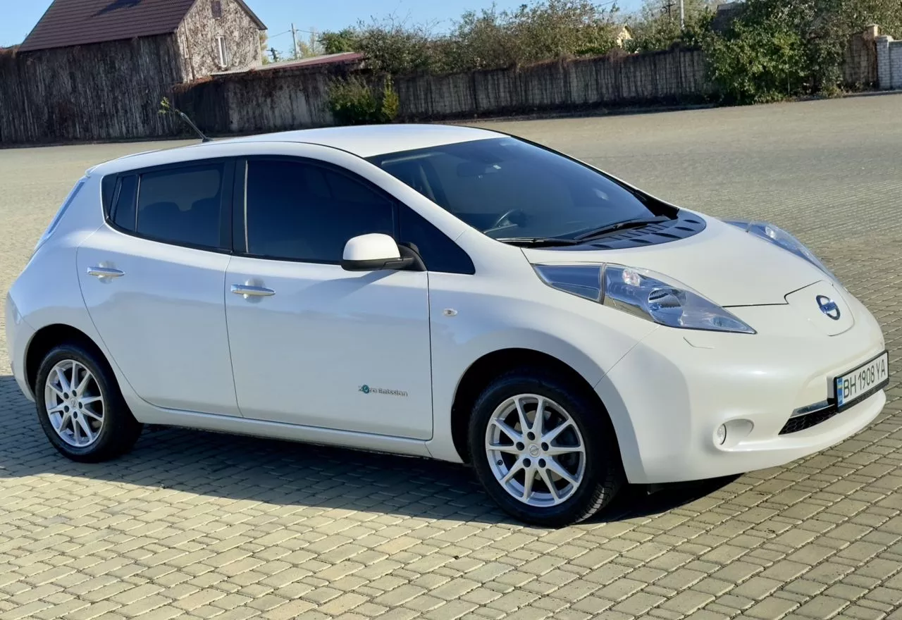 Nissan Leaf  24 kWh 201321