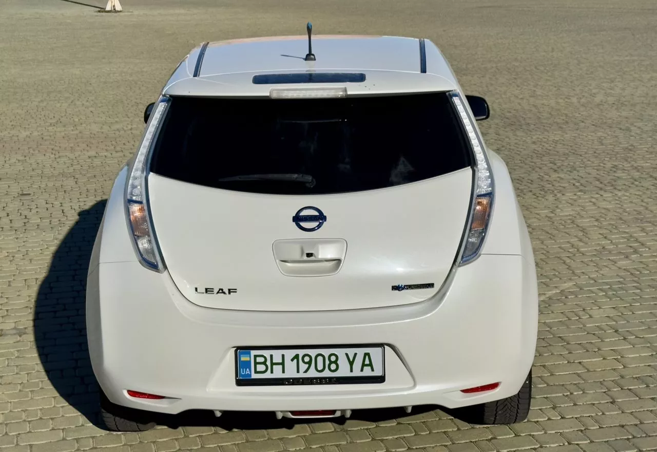 Nissan Leaf  24 kWh 2013301