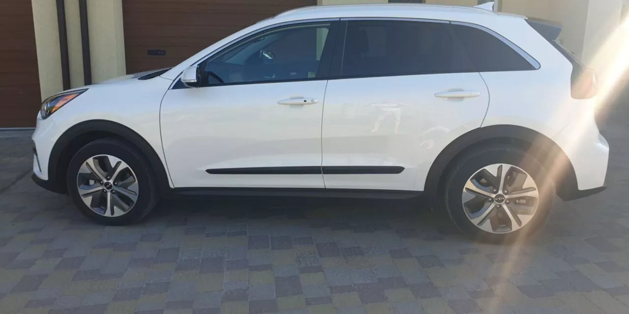 Kia Niro  64 kWh 2022201