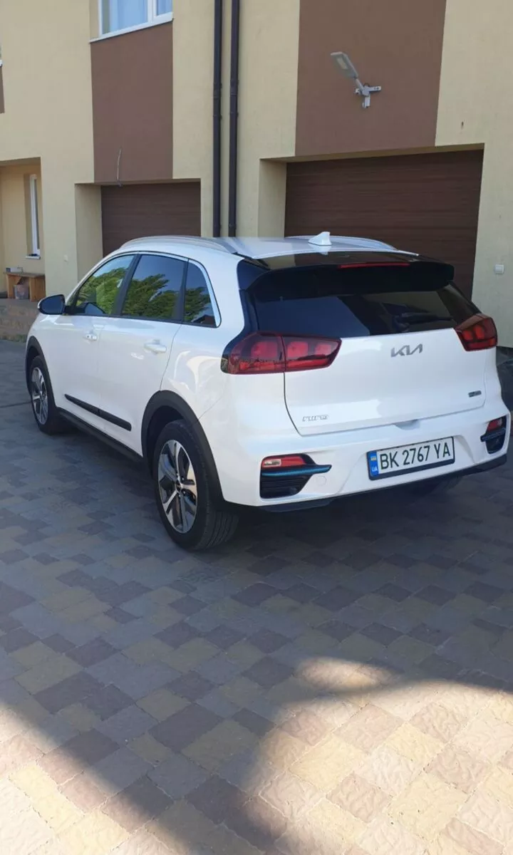 Kia Niro  64 kWh 2022211