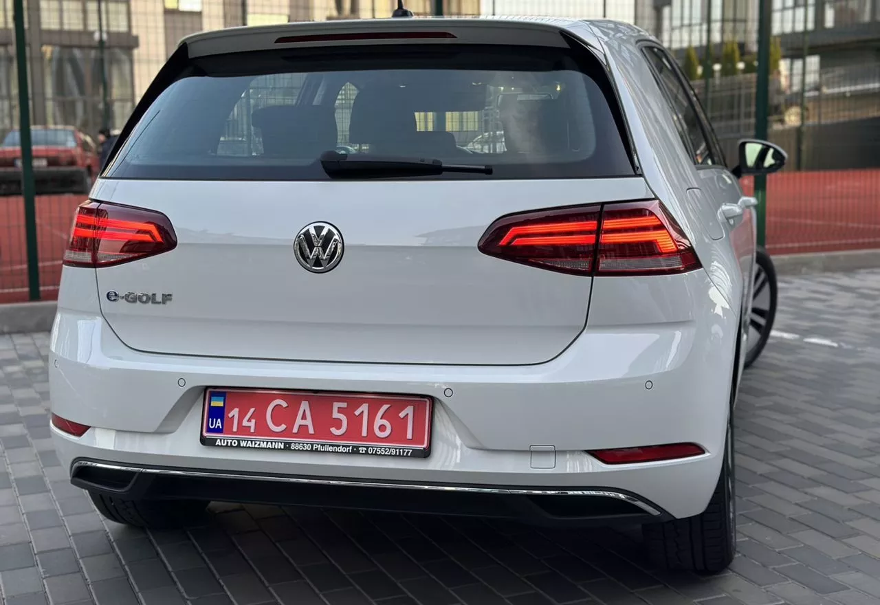 Volkswagen e-Golf  35.8 kWh 202001