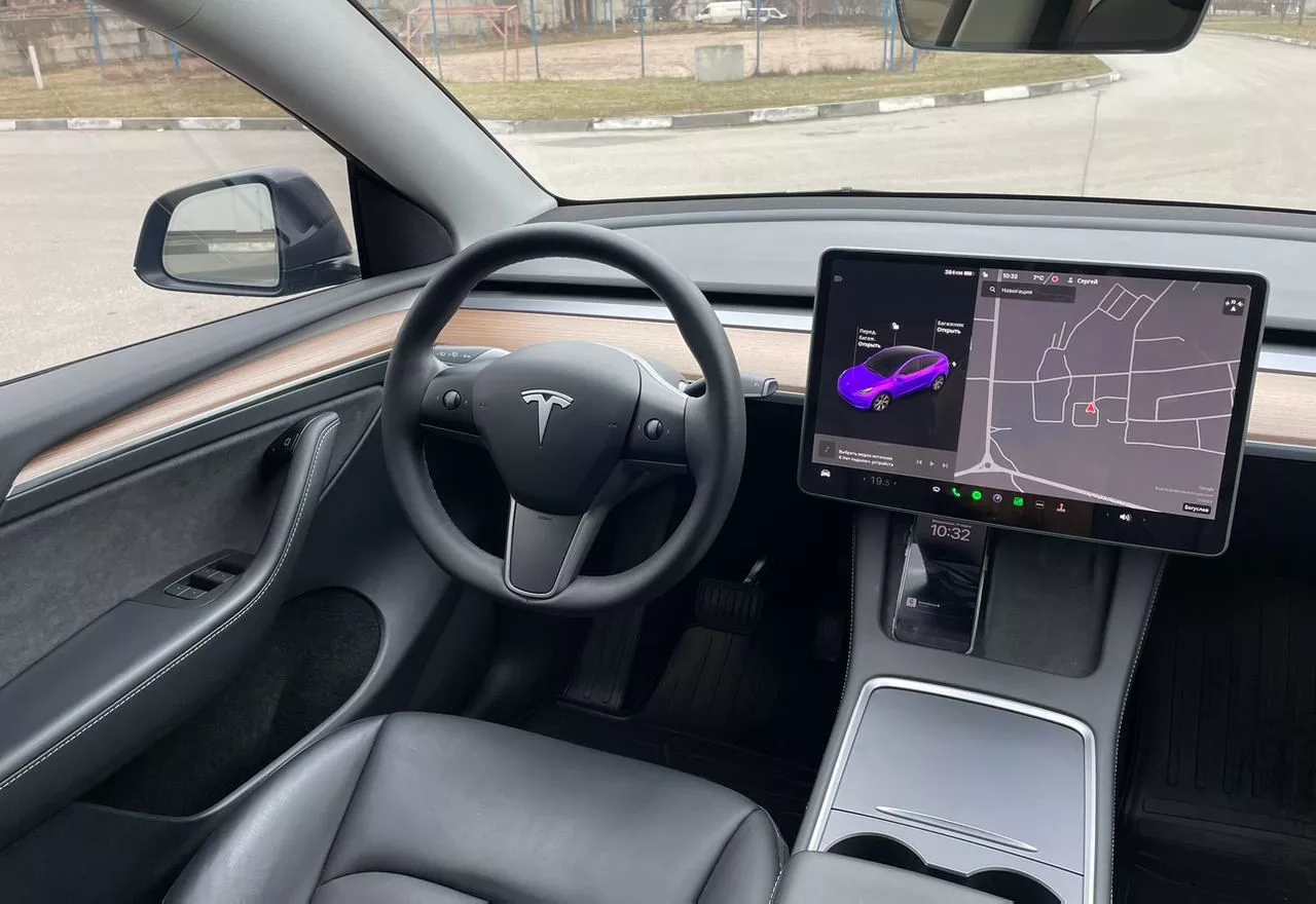 Tesla Model Y  2023281