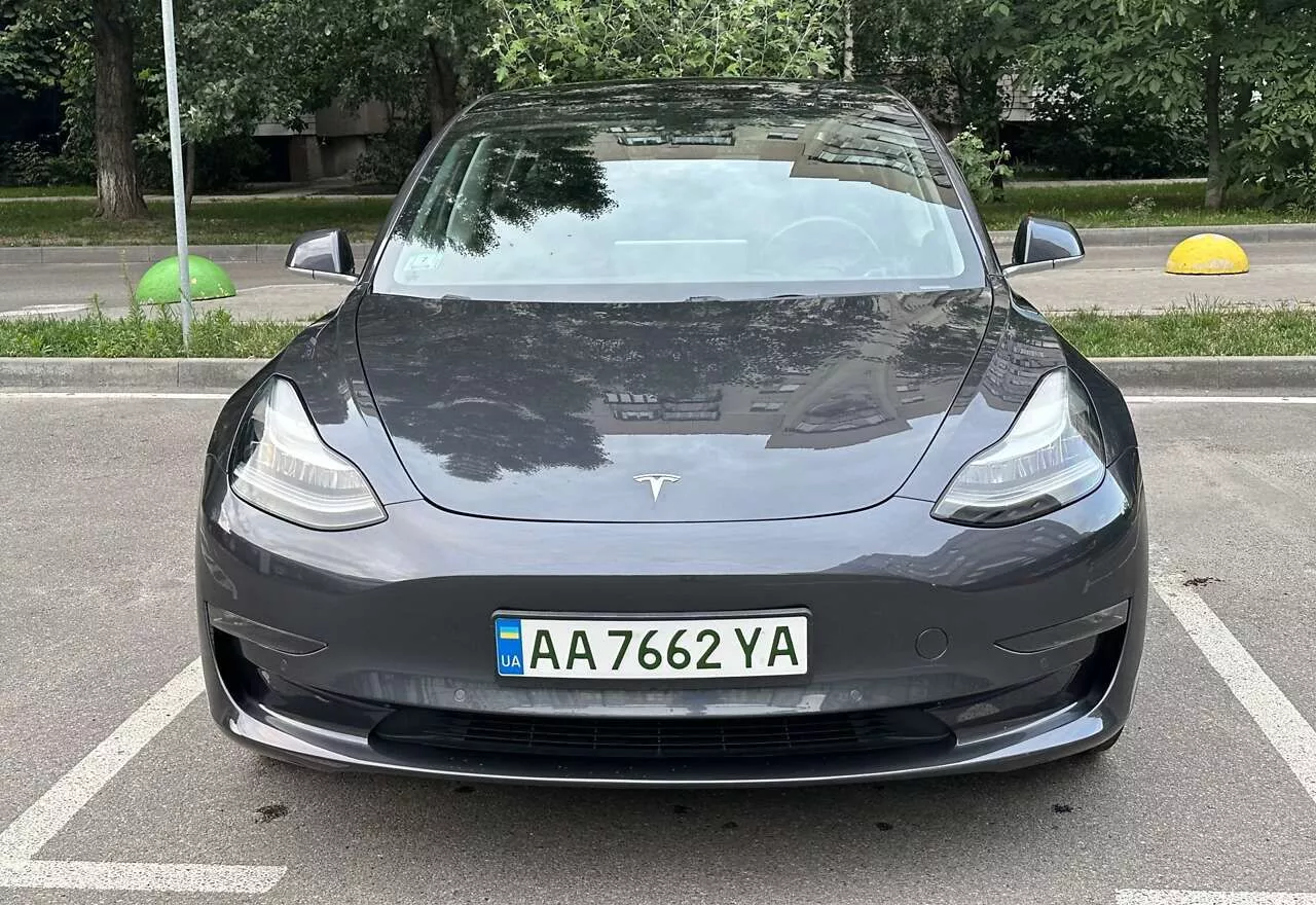 Tesla Model 3  75 kWh 201811