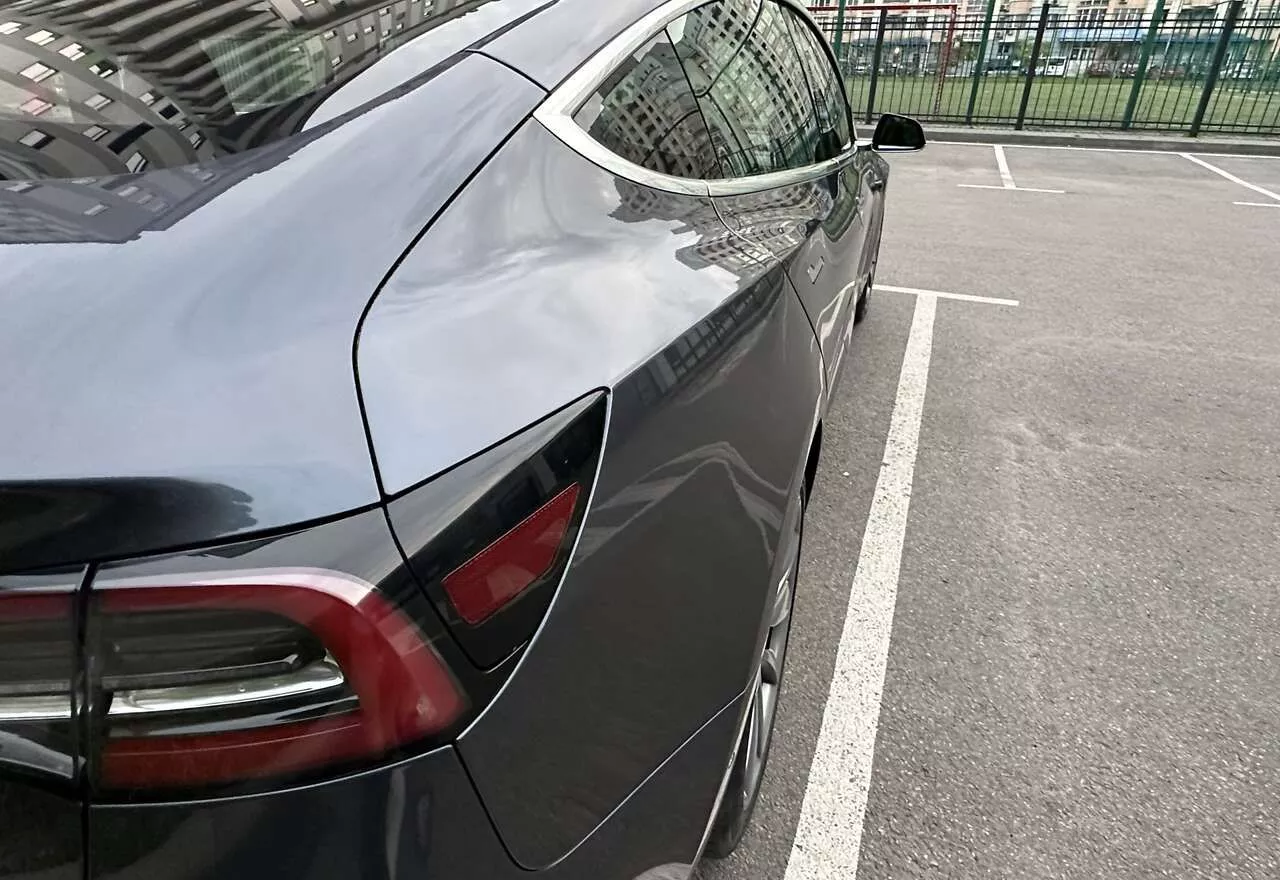 Tesla Model 3  75 kWh 2018101