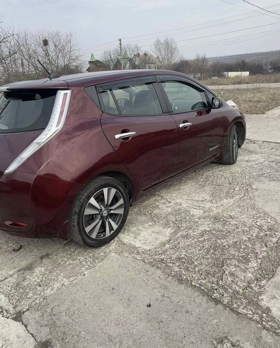 Nissan Leaf  30 kWh 2015171