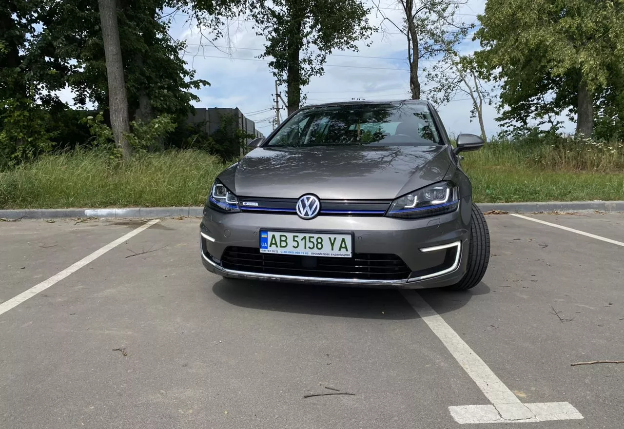 Volkswagen e-Golf  24 kWh 201511