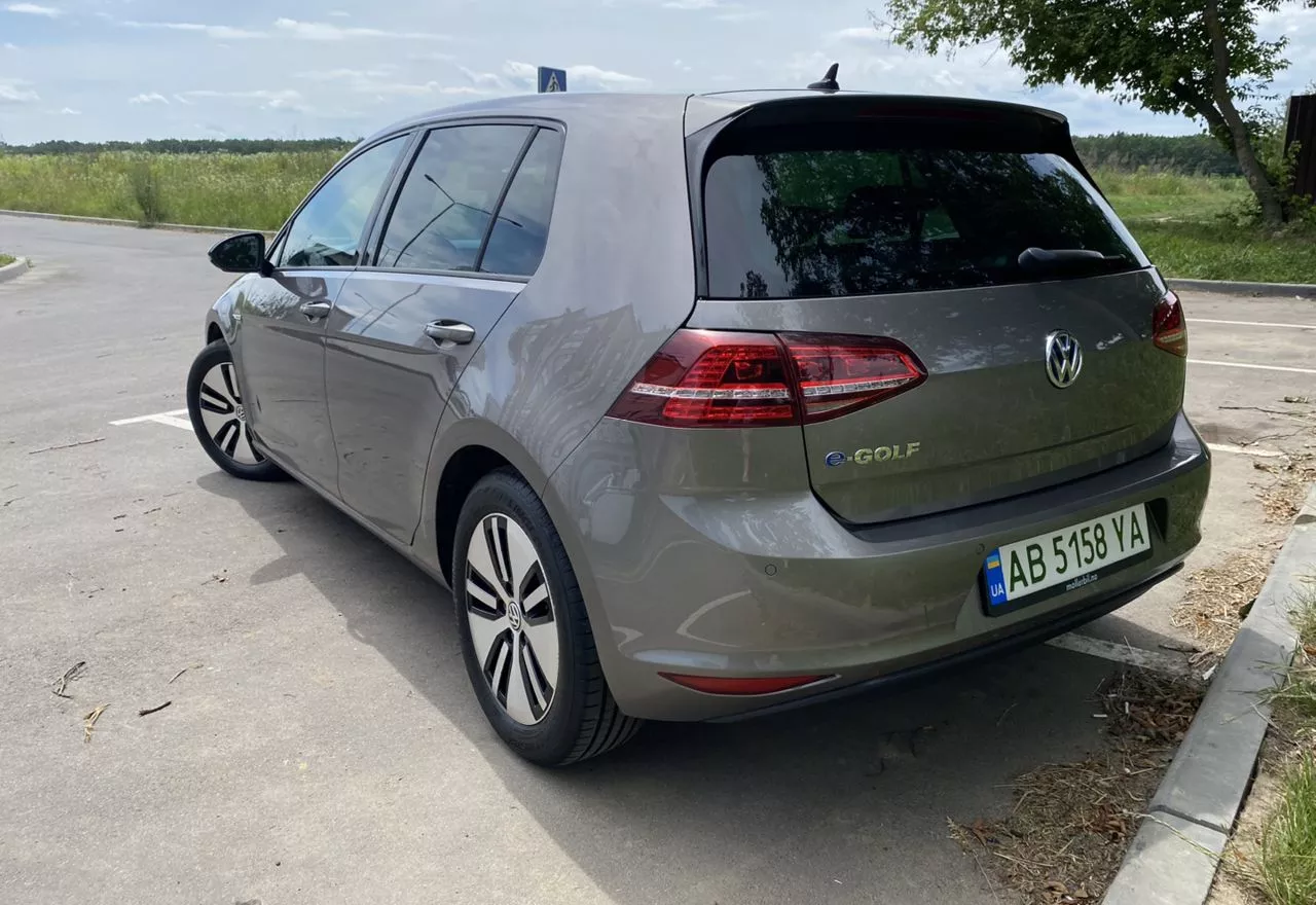 Volkswagen e-Golf  24 kWh 201561