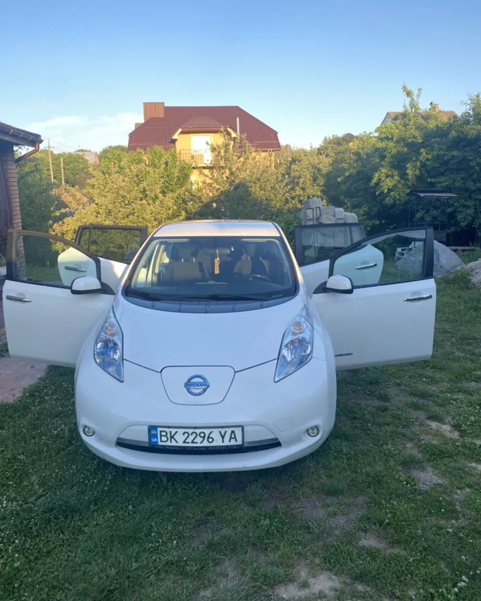 Nissan Leaf  24 kWh 201431