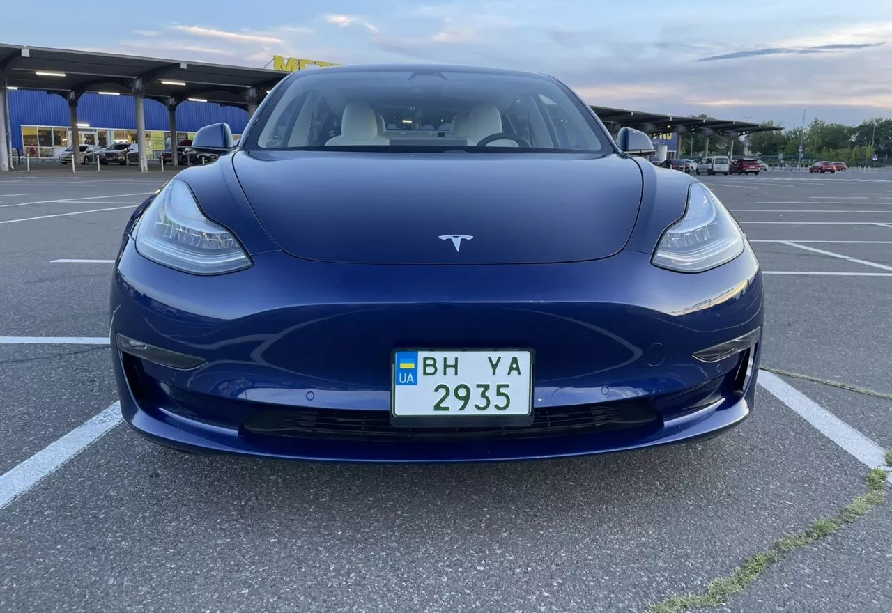 Tesla Model 3  80.5 kWh 2020381