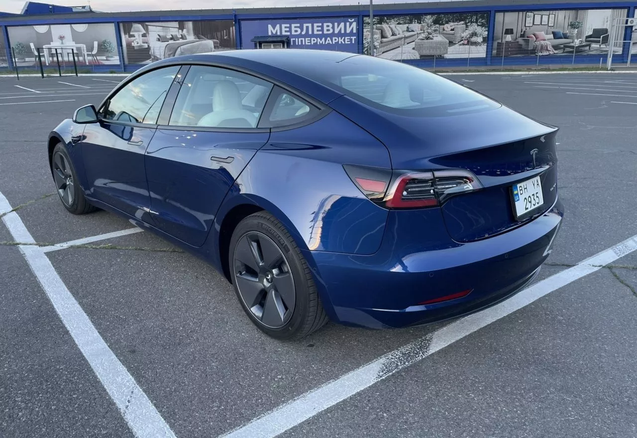 Tesla Model 3  80.5 kWh 2020431