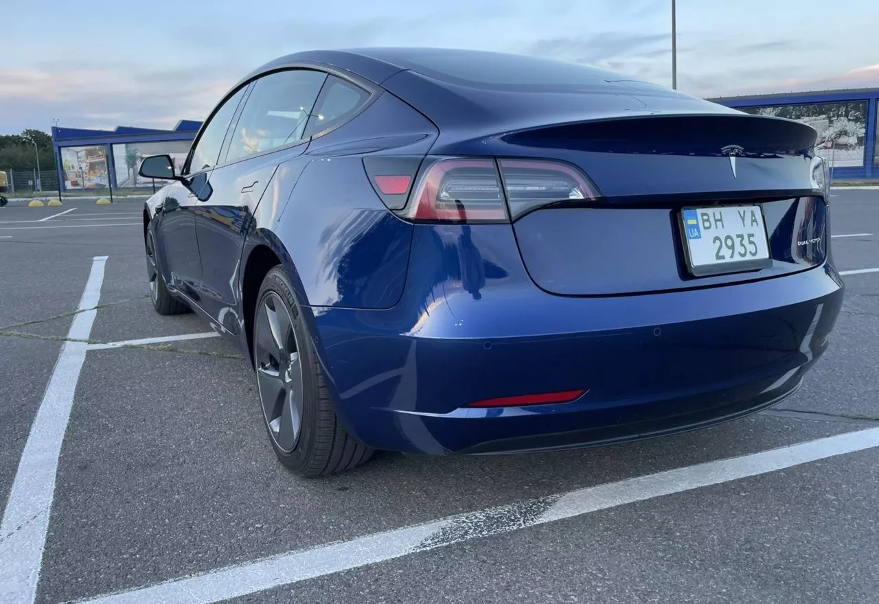 Tesla Model 3  80.5 kWh 2020441