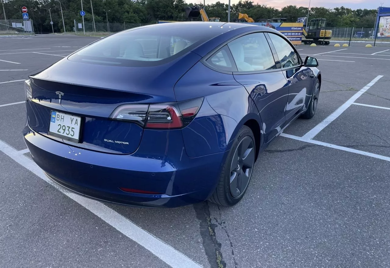 Tesla Model 3  80.5 kWh 2020481