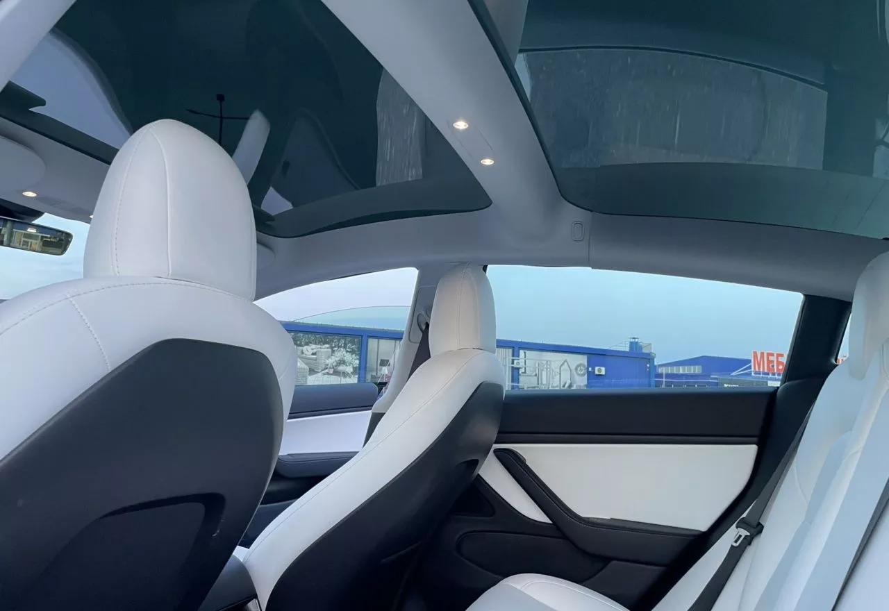 Tesla Model 3  80.5 kWh 2020201