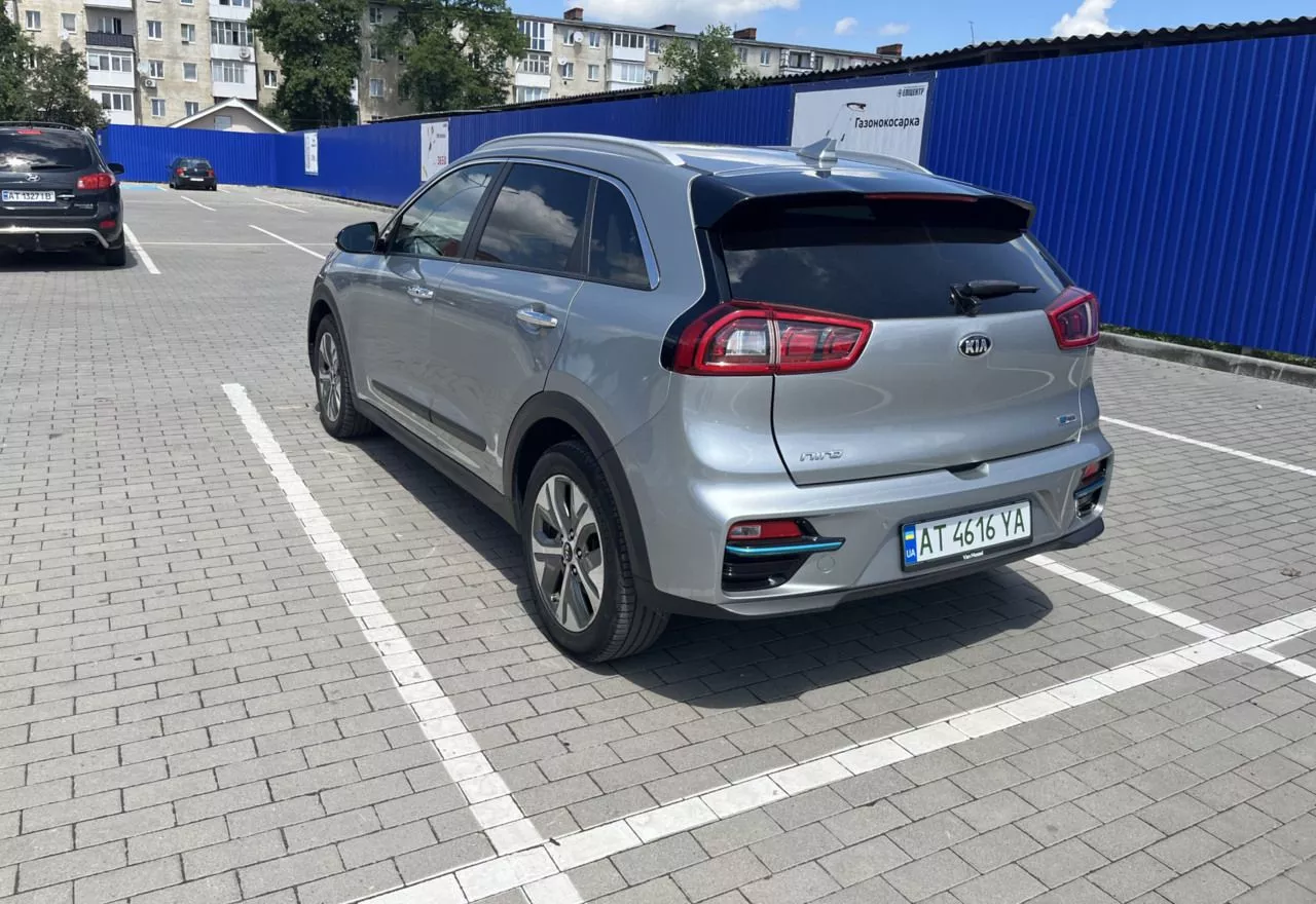 Kia Niro  64.8 kWh 2018131