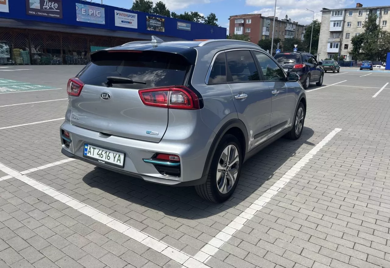 Kia Niro  64.8 kWh 2018151