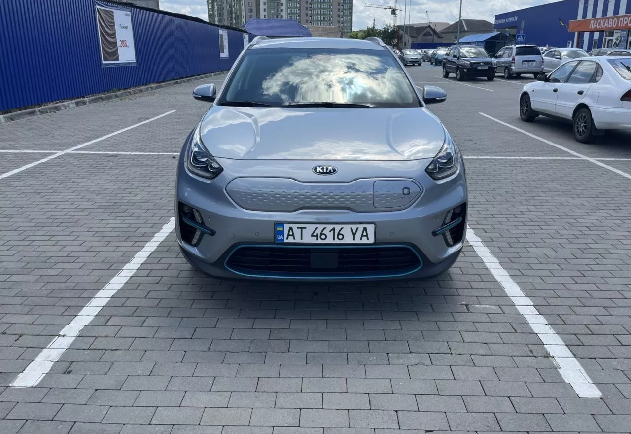 Kia Niro  64.8 kWh 2018211