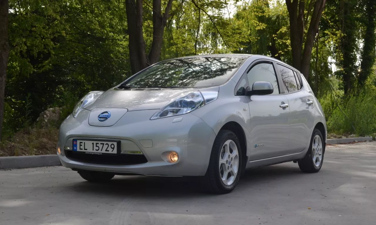 Nissan Leaf  24 kWh 201281