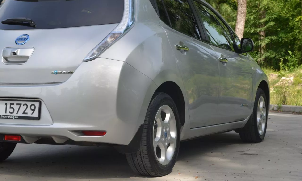 Nissan Leaf  24 kWh 2012161