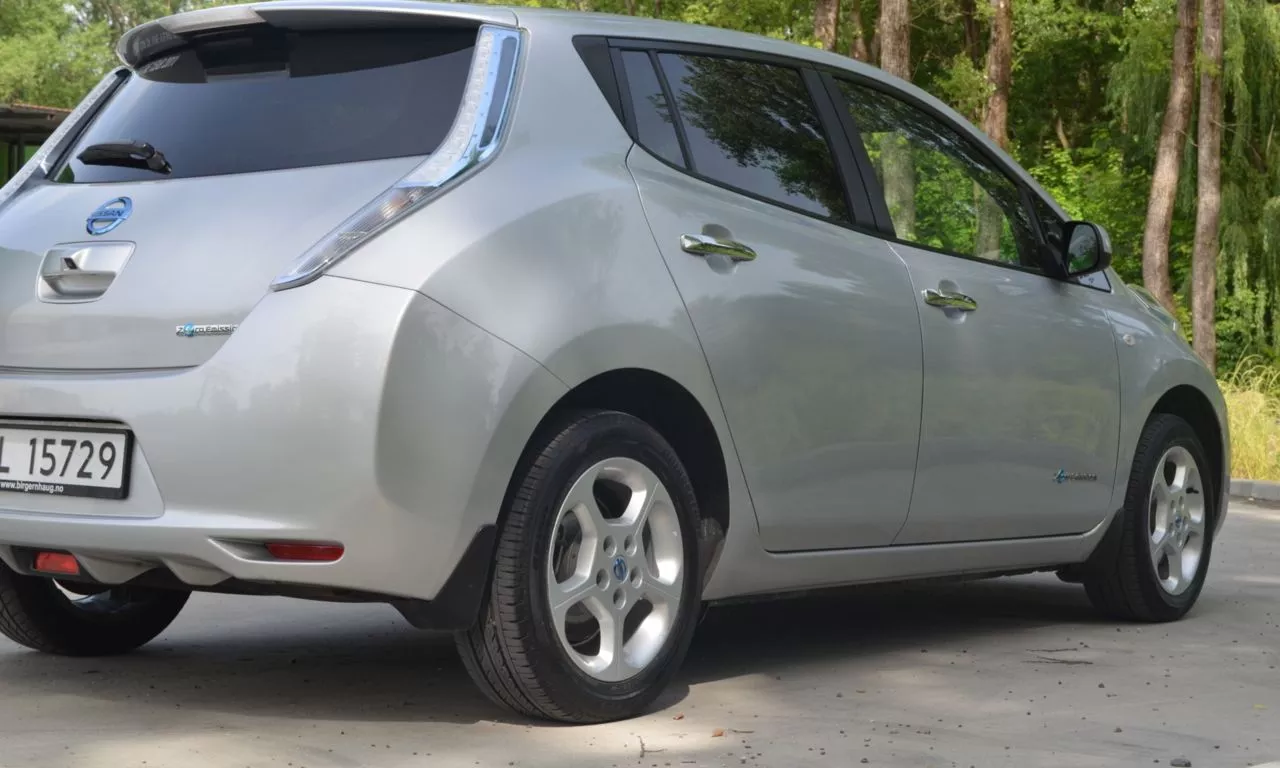 Nissan Leaf  24 kWh 2012171