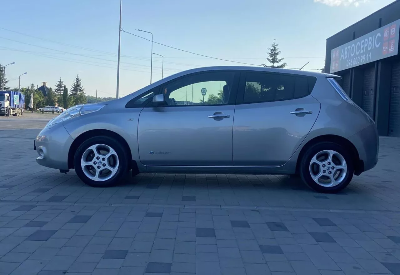 Nissan Leaf  24 kWh 2015401