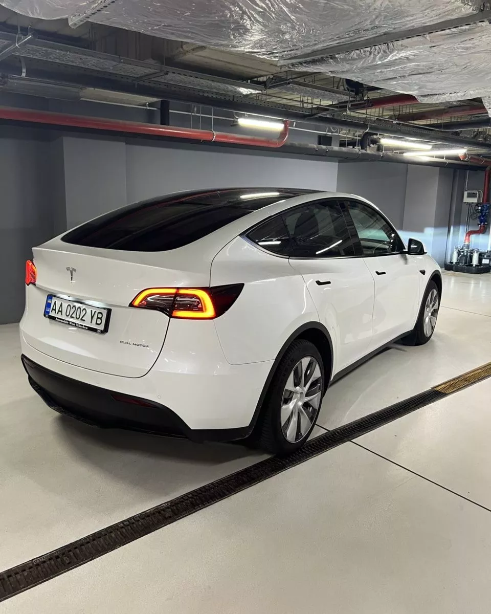 Tesla Model Y  80 kWh 202231