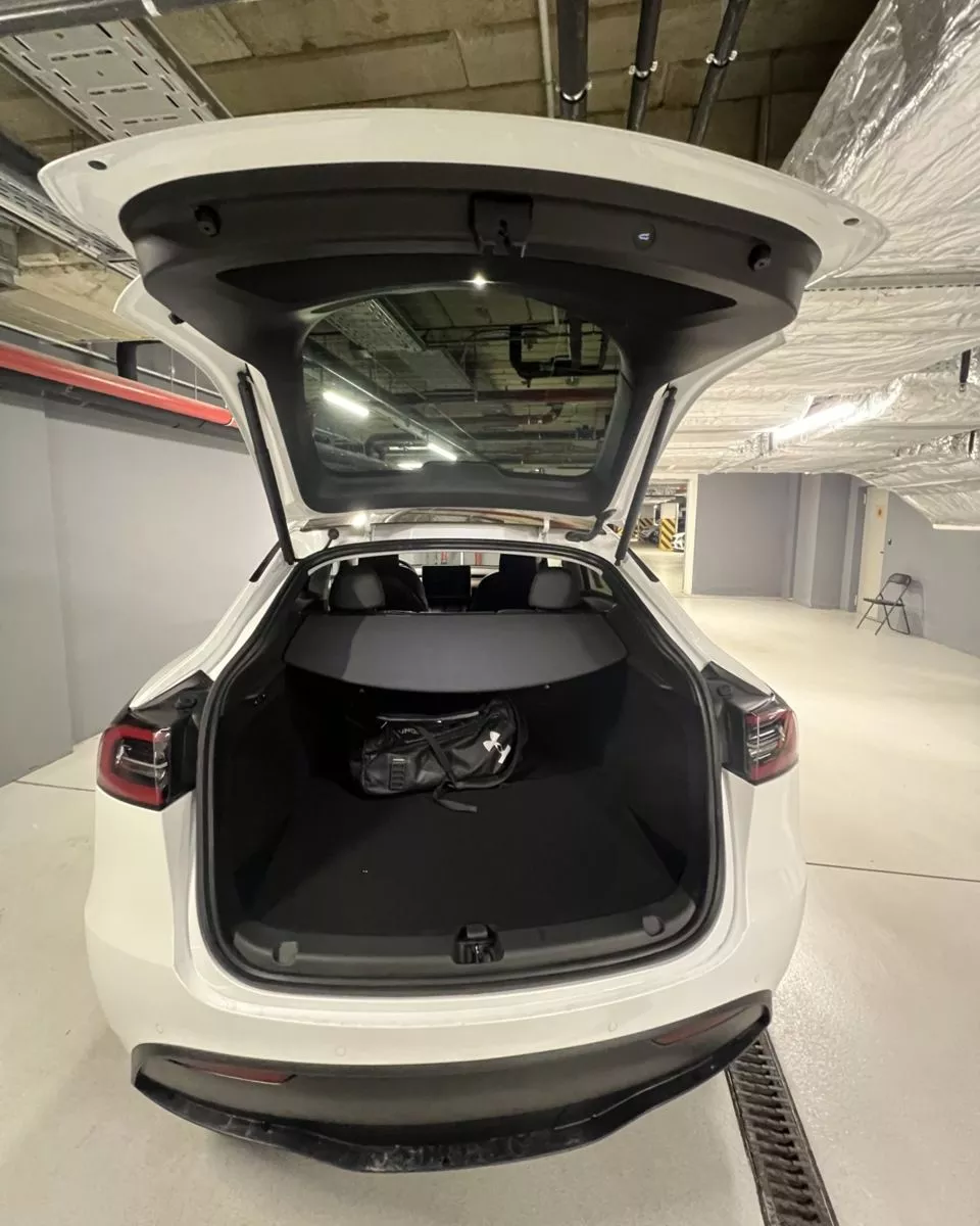 Tesla Model Y  80 kWh 202271