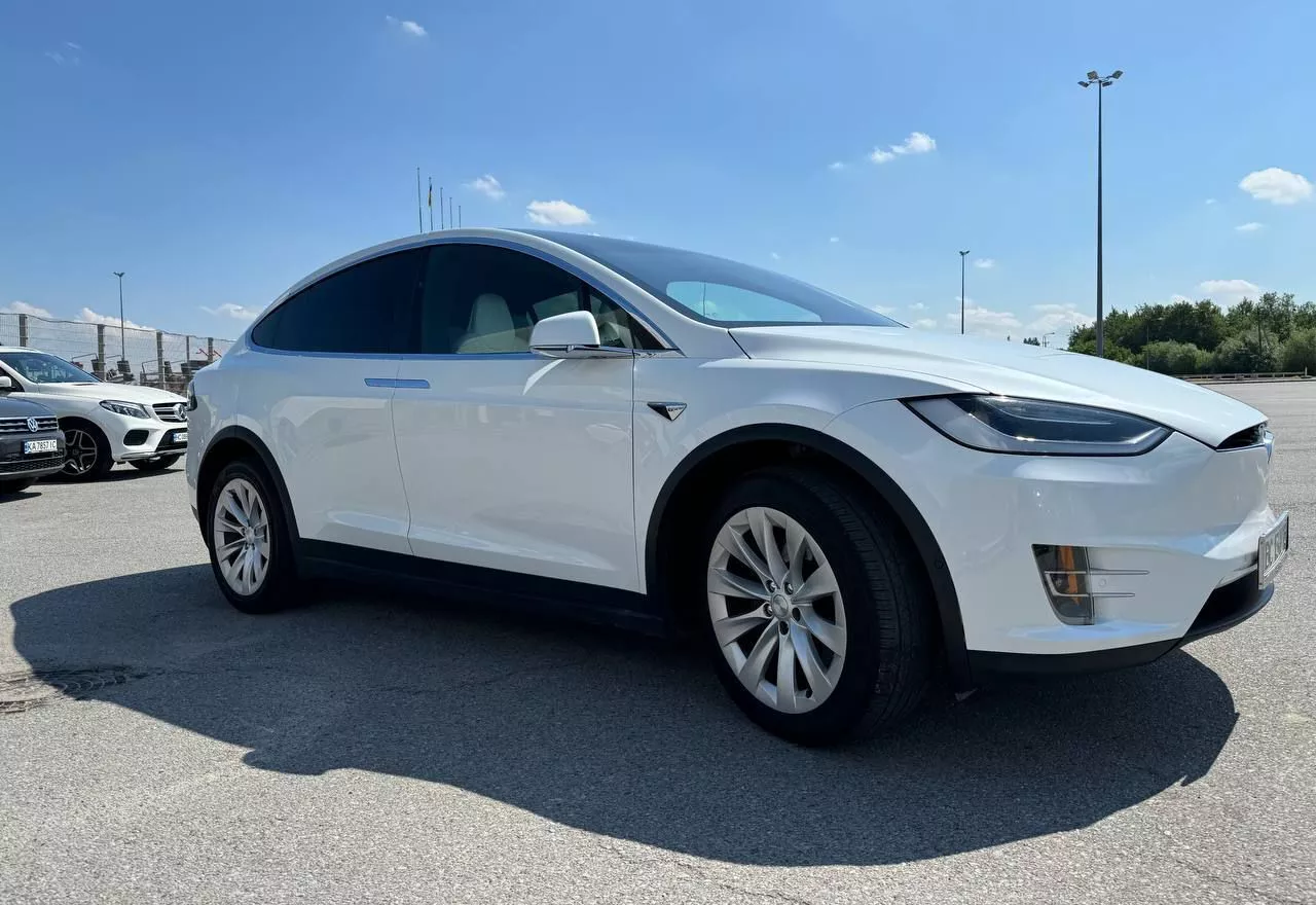 Tesla Model X  75 kWh 201811