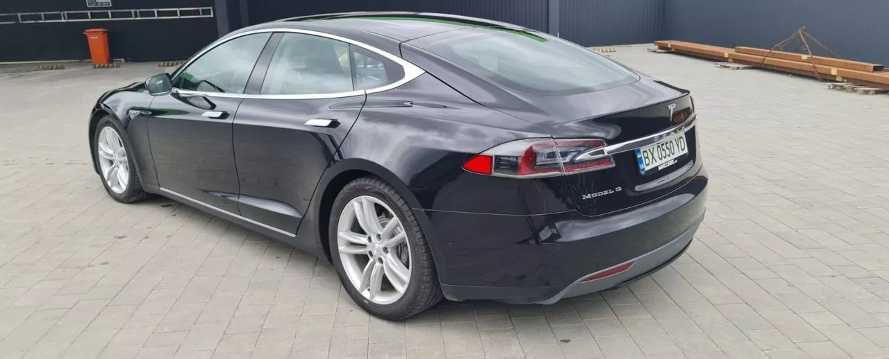 Tesla Model S  70 kWh 201531