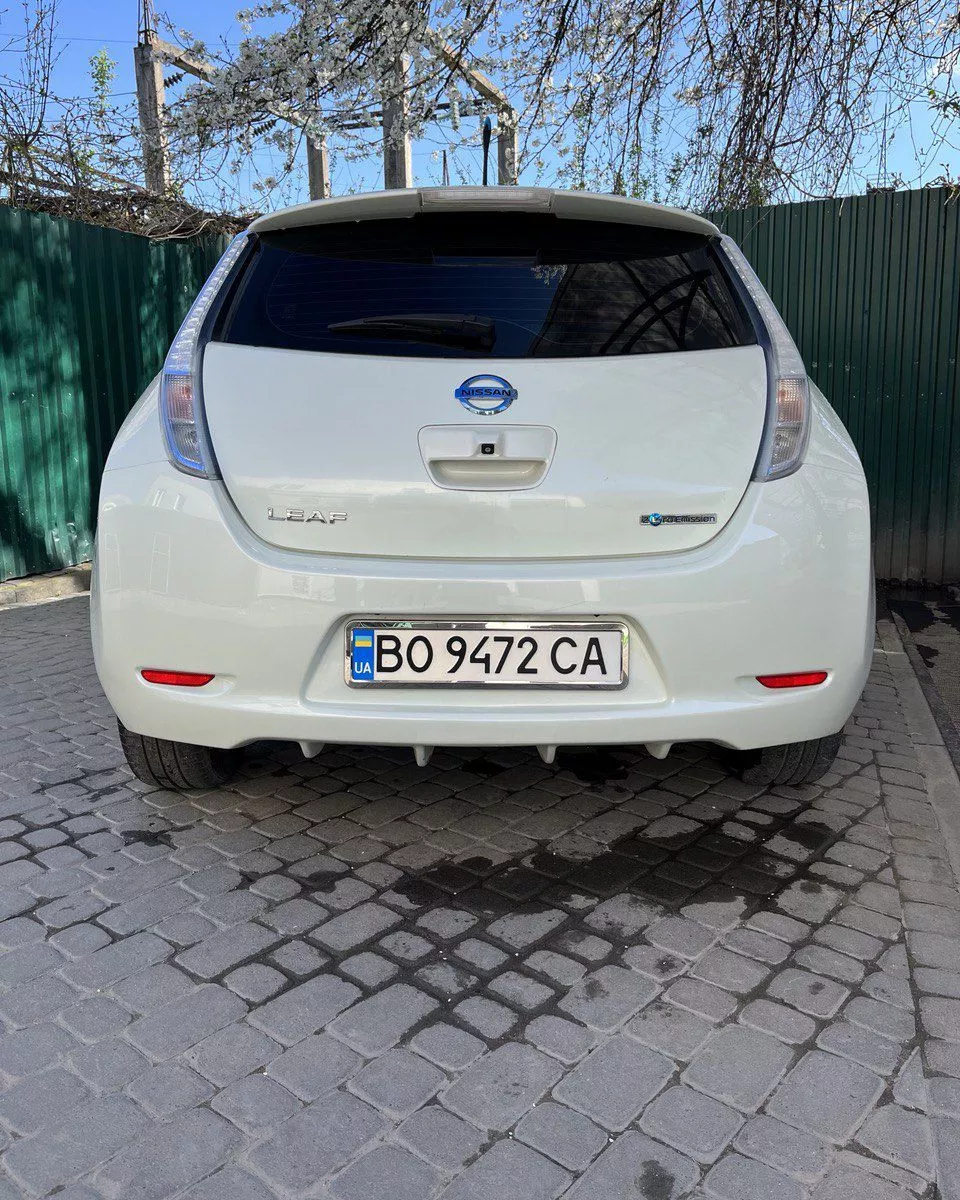 Nissan Leaf  24 kWh 201141