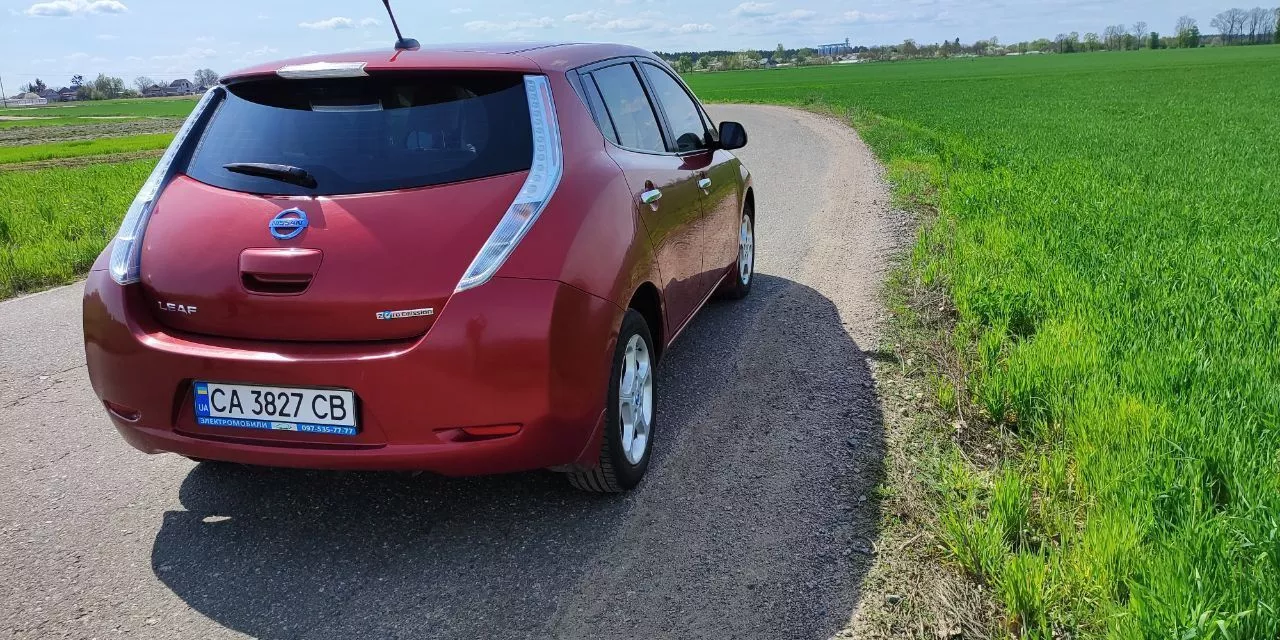 Nissan Leaf  201341