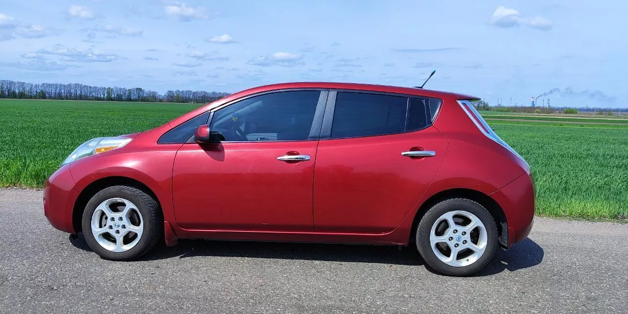 Nissan Leaf  201371