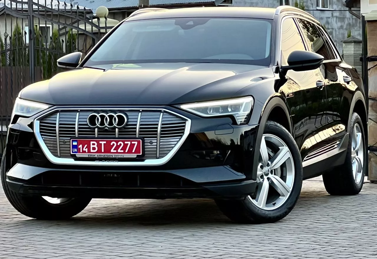 Audi E-tron  201901