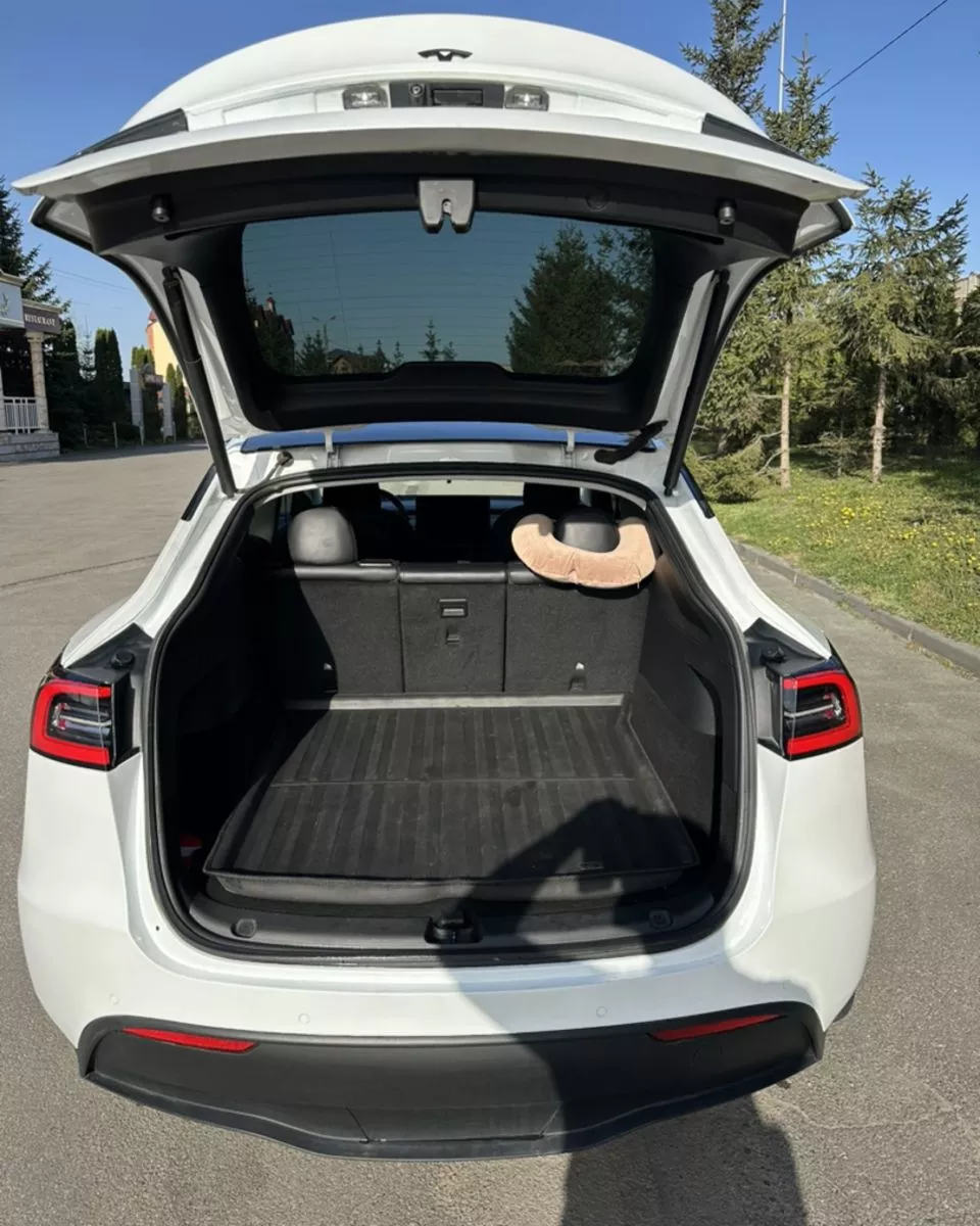 Tesla Model Y  75 kWh 202181