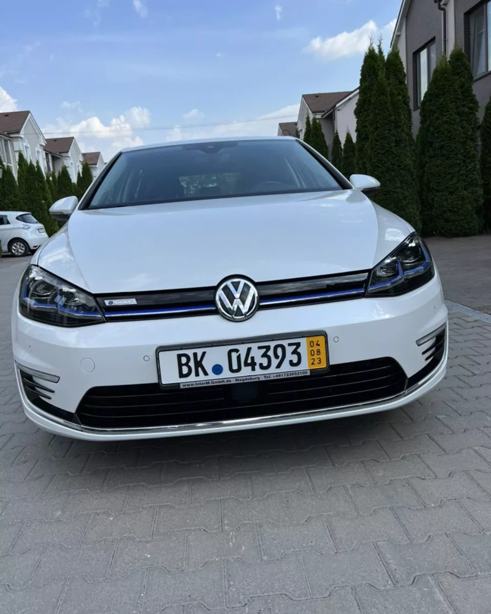 Volkswagen e-Golf  201881