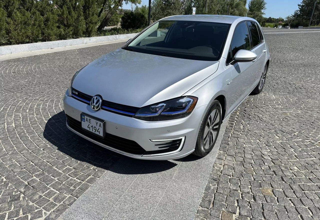 Volkswagen e-Golf 