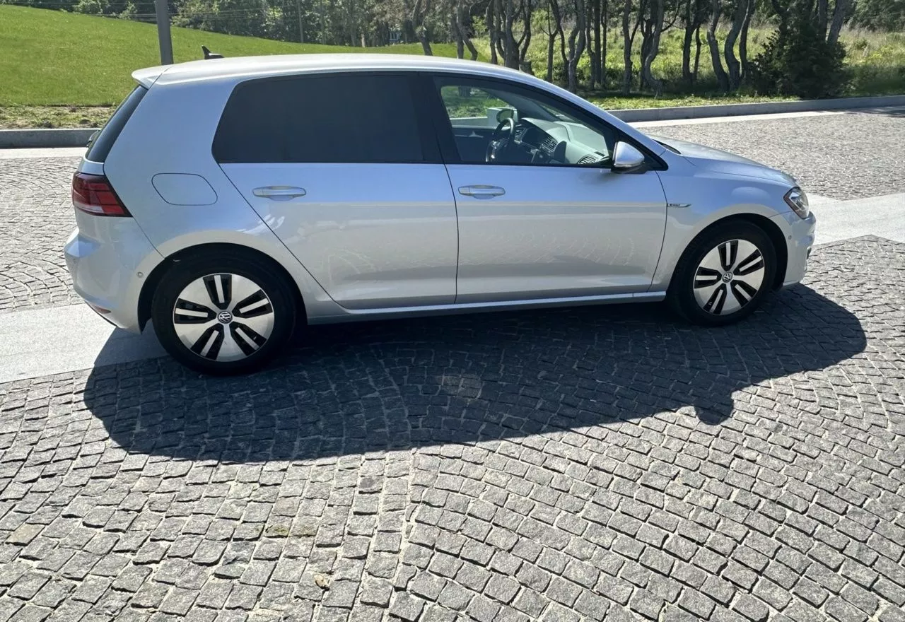 Volkswagen e-Golf  35 kWh 201941