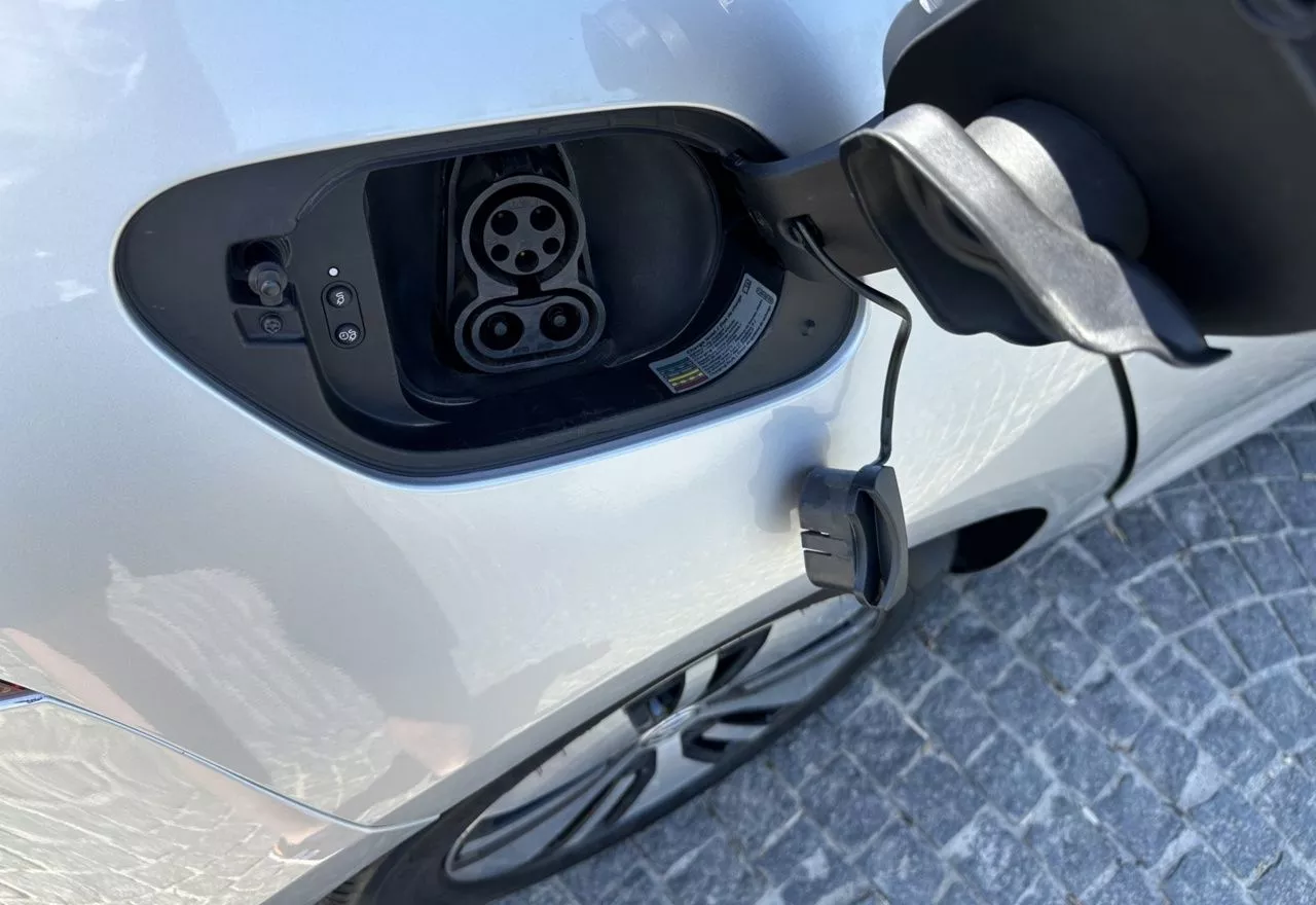 Volkswagen e-Golf  35 kWh 2019201