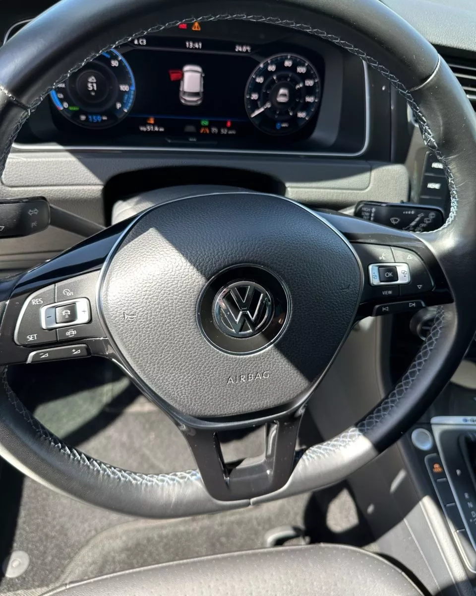 Volkswagen e-Golf  35 kWh 2019281